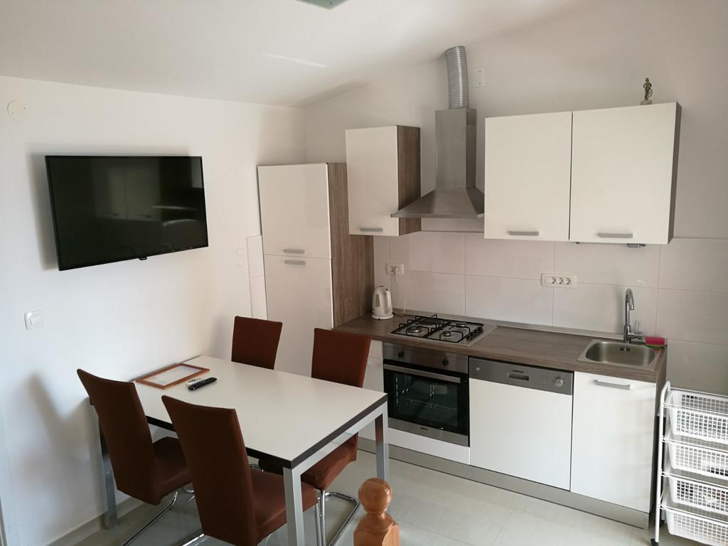 Apartment Sandrica Стоморска Экстерьер фото